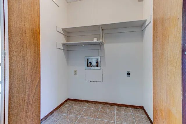 $125,000 | 100 South Gold Street, Wichita, KS 67217