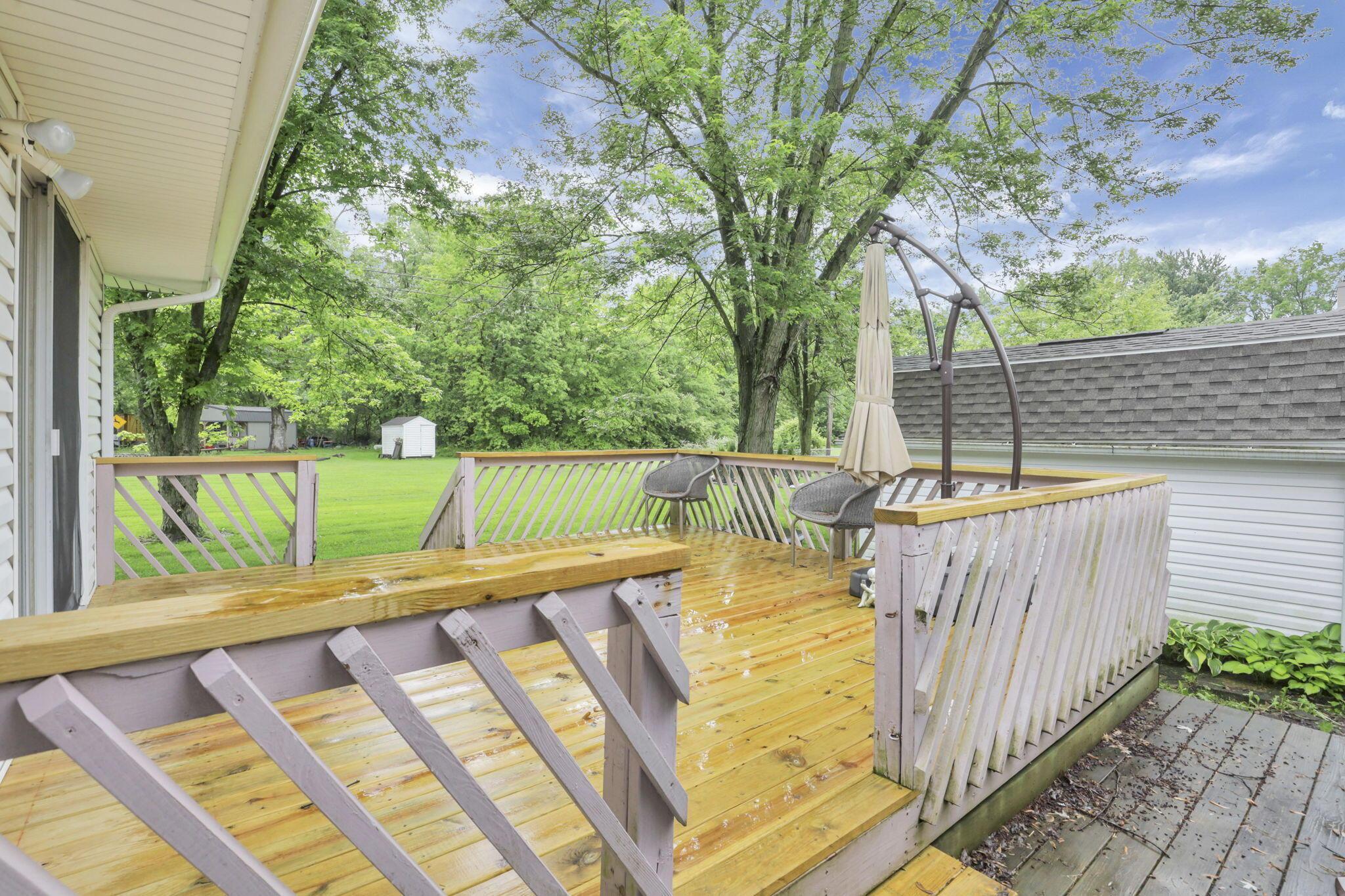 118 Holder Road Baltimore, OH 43105 - Photo 30 of 30 BACK DECK
