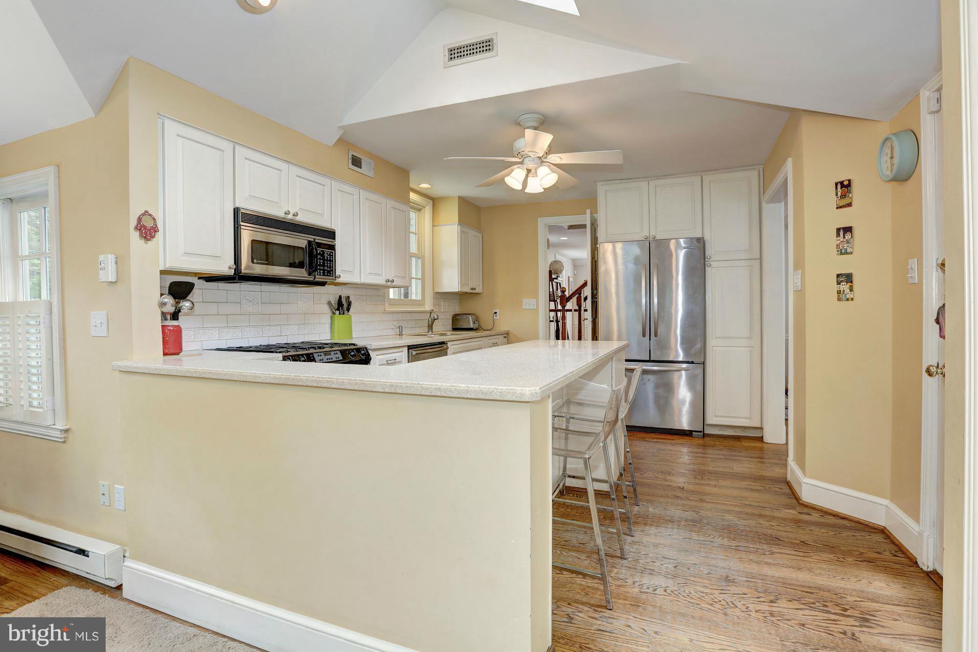 7802 Fairfax Road Bethesda, MD 20814 - Photo 15 of 30 Kitchen