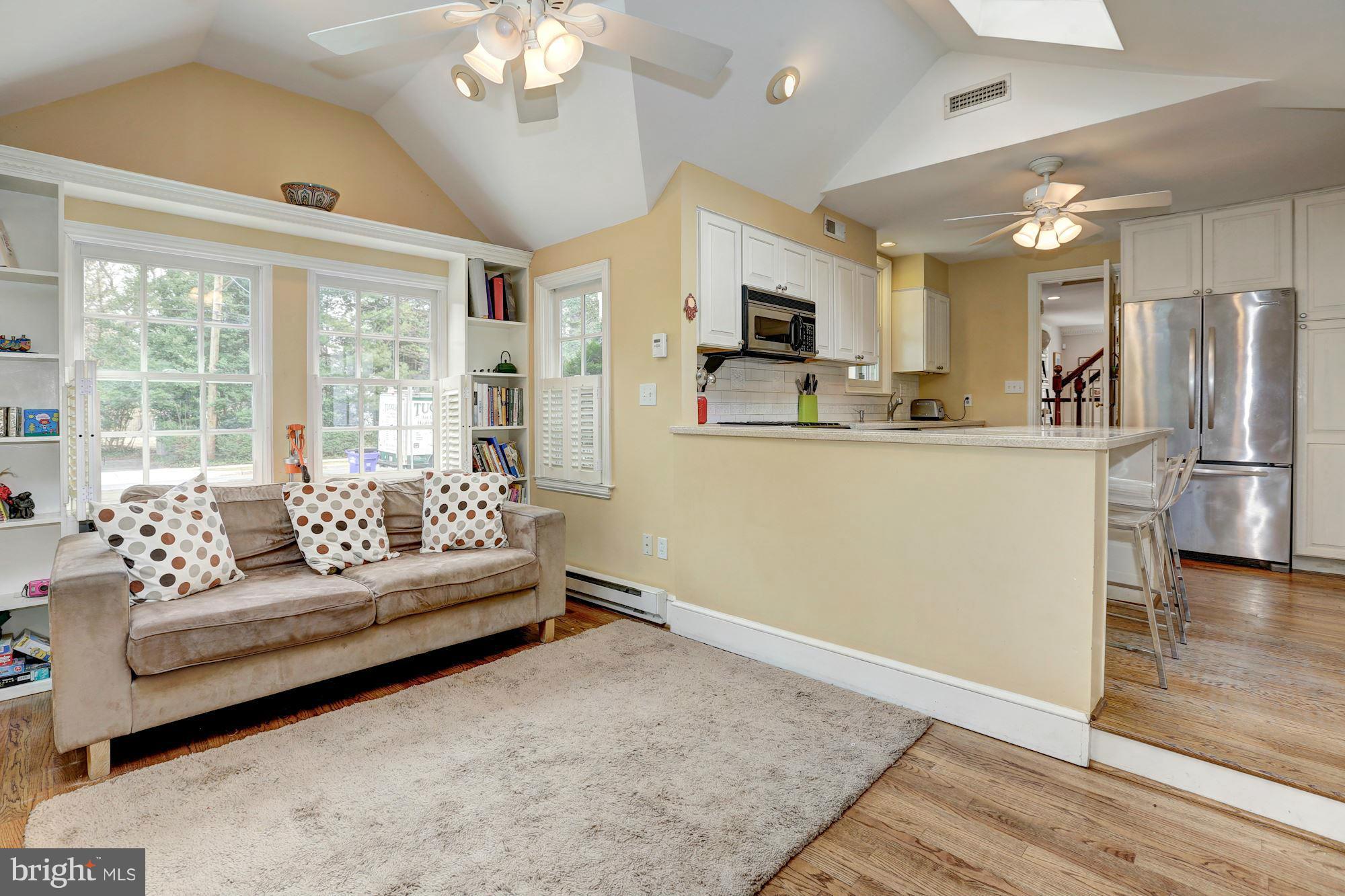 7802 Fairfax Road Bethesda, MD 20814 - Photo 17 of 30 Family Room