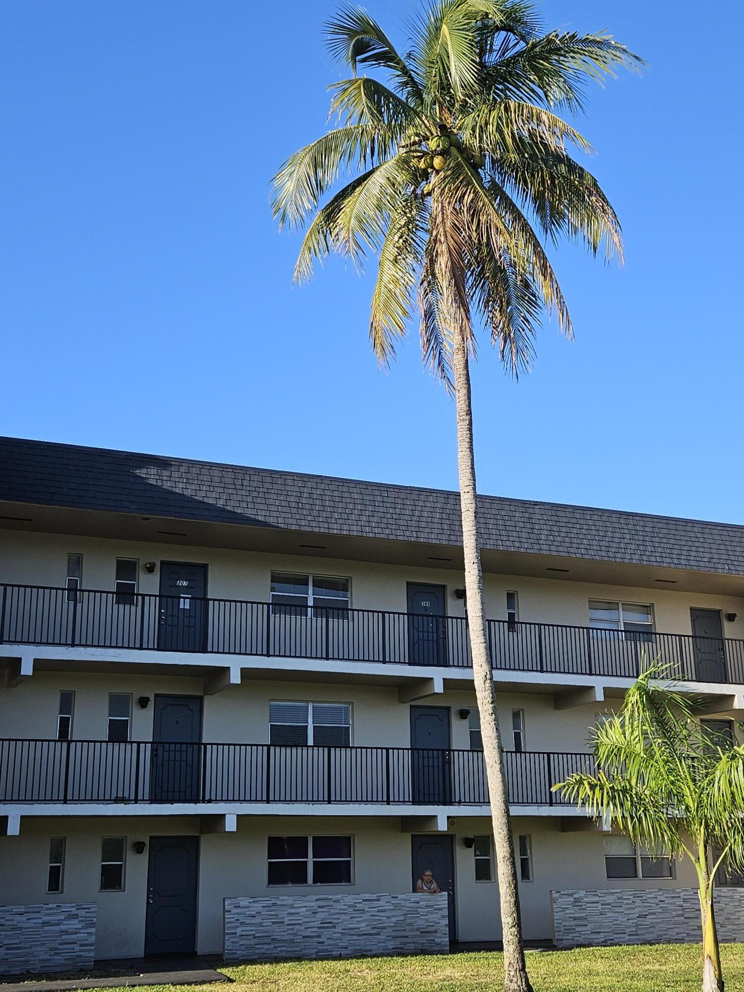 8000 South Colony Circle, Unit 207 Tamarac, FL 33321 - Photo 22 of 23 20240504_075125