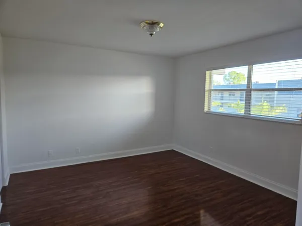 $1,450 | 8000 South Colony Circle, Unit 207, Tamarac, FL 33321