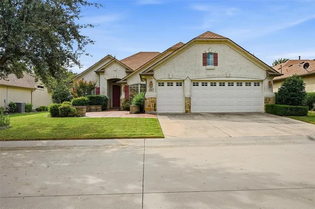 $420,000 | 10417 Belvedere Drive, Denton, TX 76207