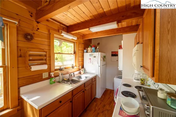 $375,000 | 508 Laurelwood Lane, Boone, NC 28607