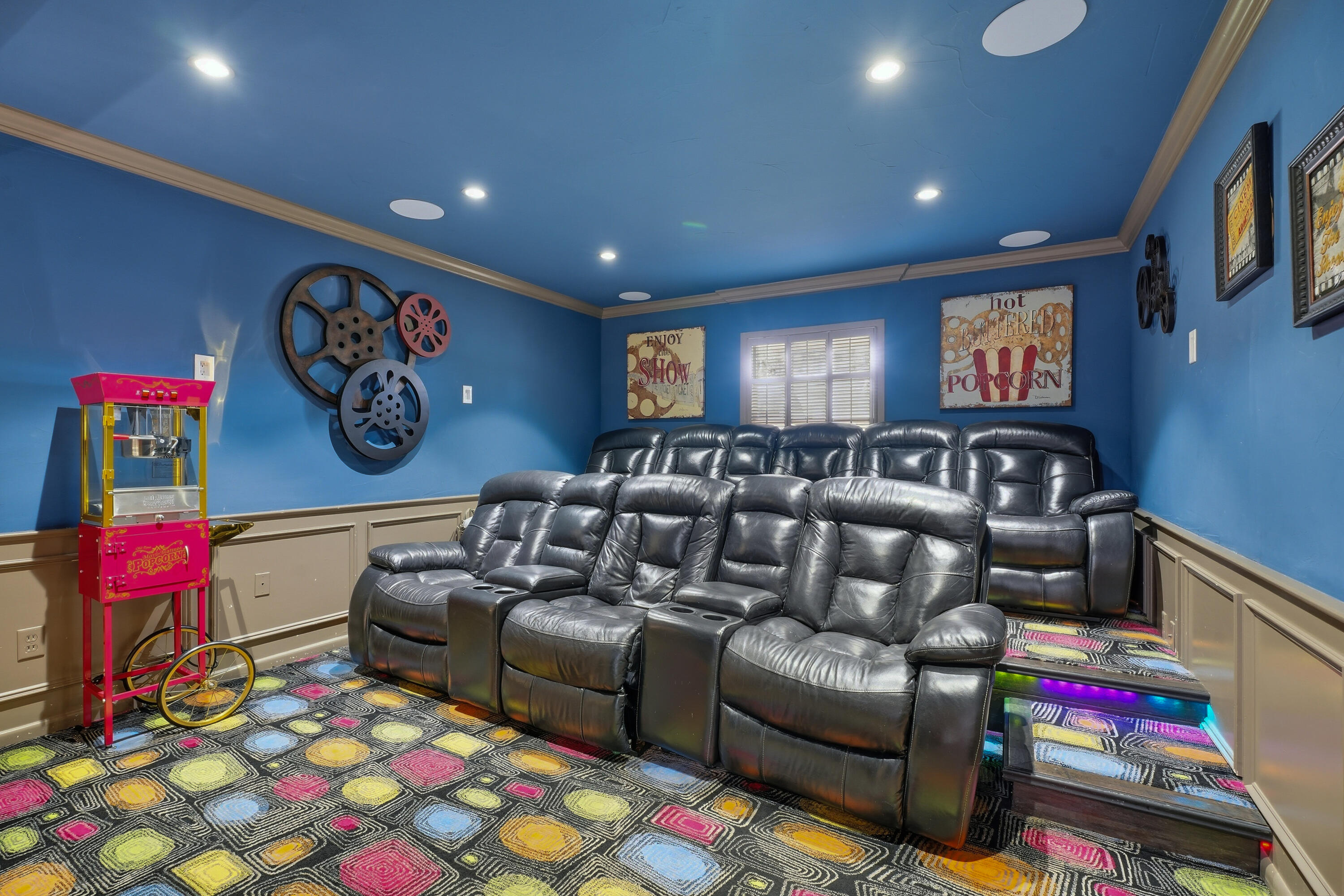 4602 13th Street Lubbock, TX 79416 - Photo 26 of 54 a living room with furniture and a couch