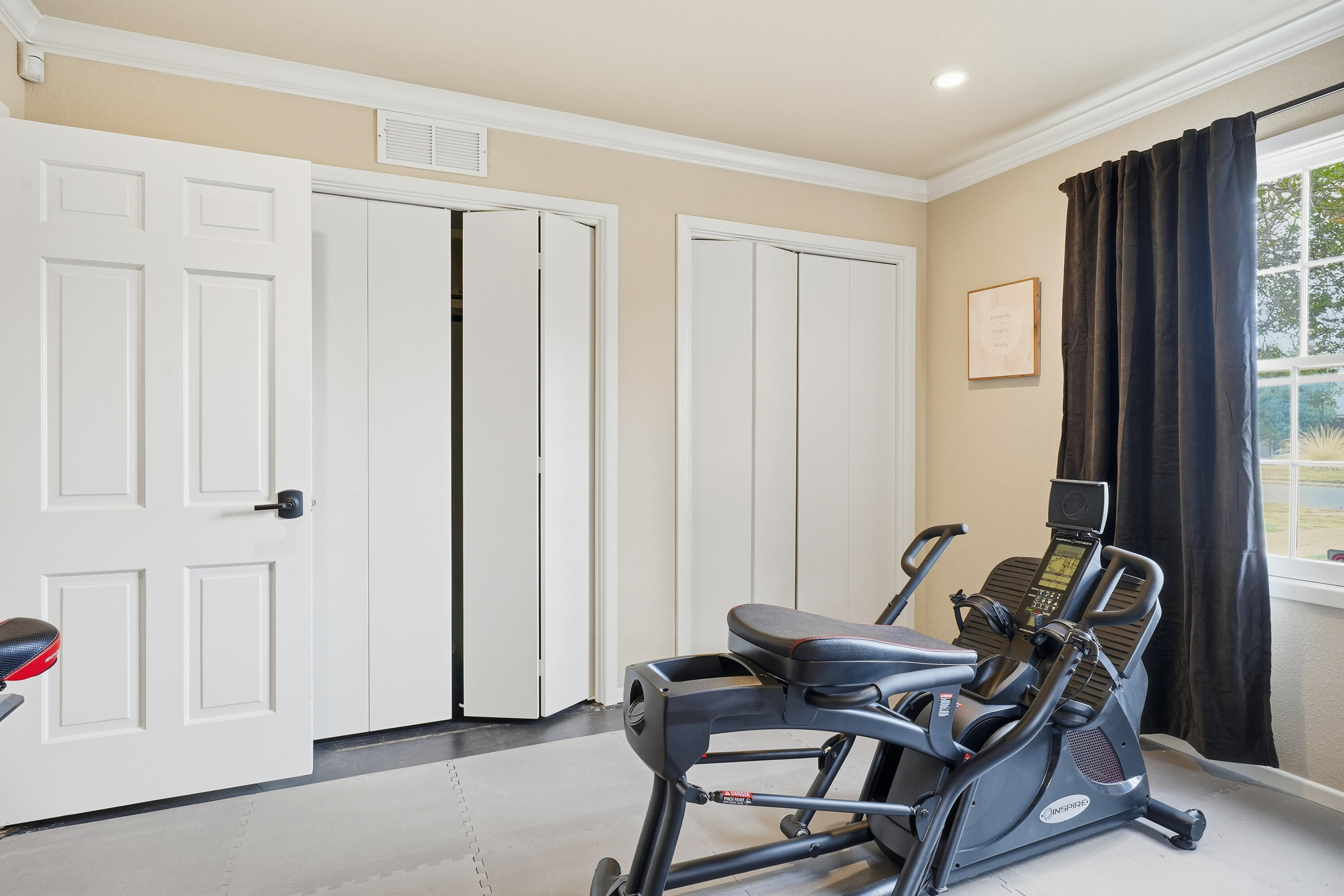 4602 13th Street Lubbock, TX 79416 - Photo 30 of 54 a living room with furniture and a window