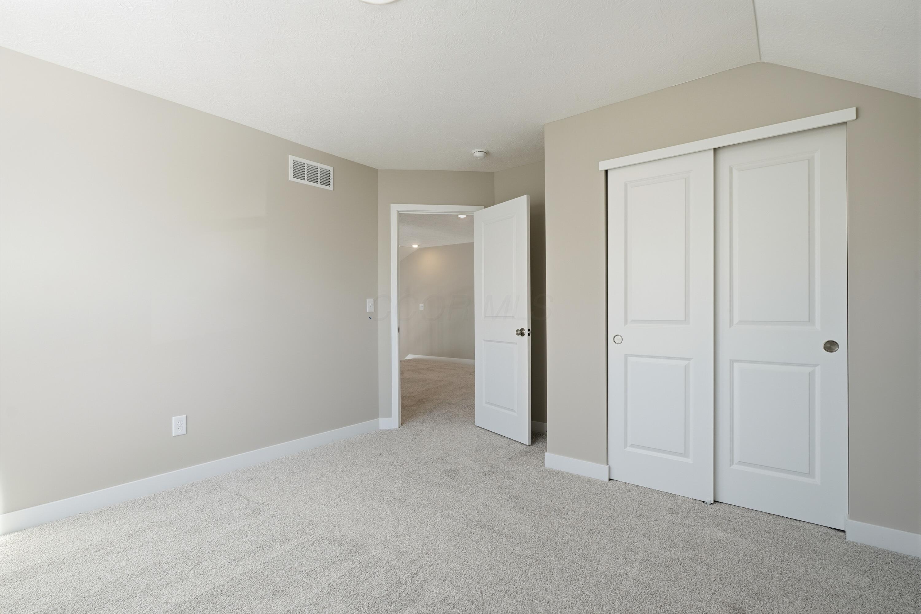 284 Olympic Loop Commercial Point, OH 43116 - Photo 29 of 44 Bedroom