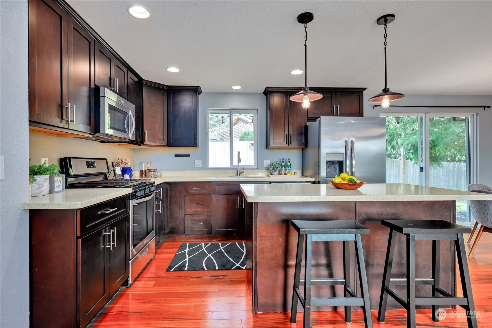 3012 Northeast Helm Street Bremerton, WA 98310 - Photo 12 of 36 Gallery Image 12
