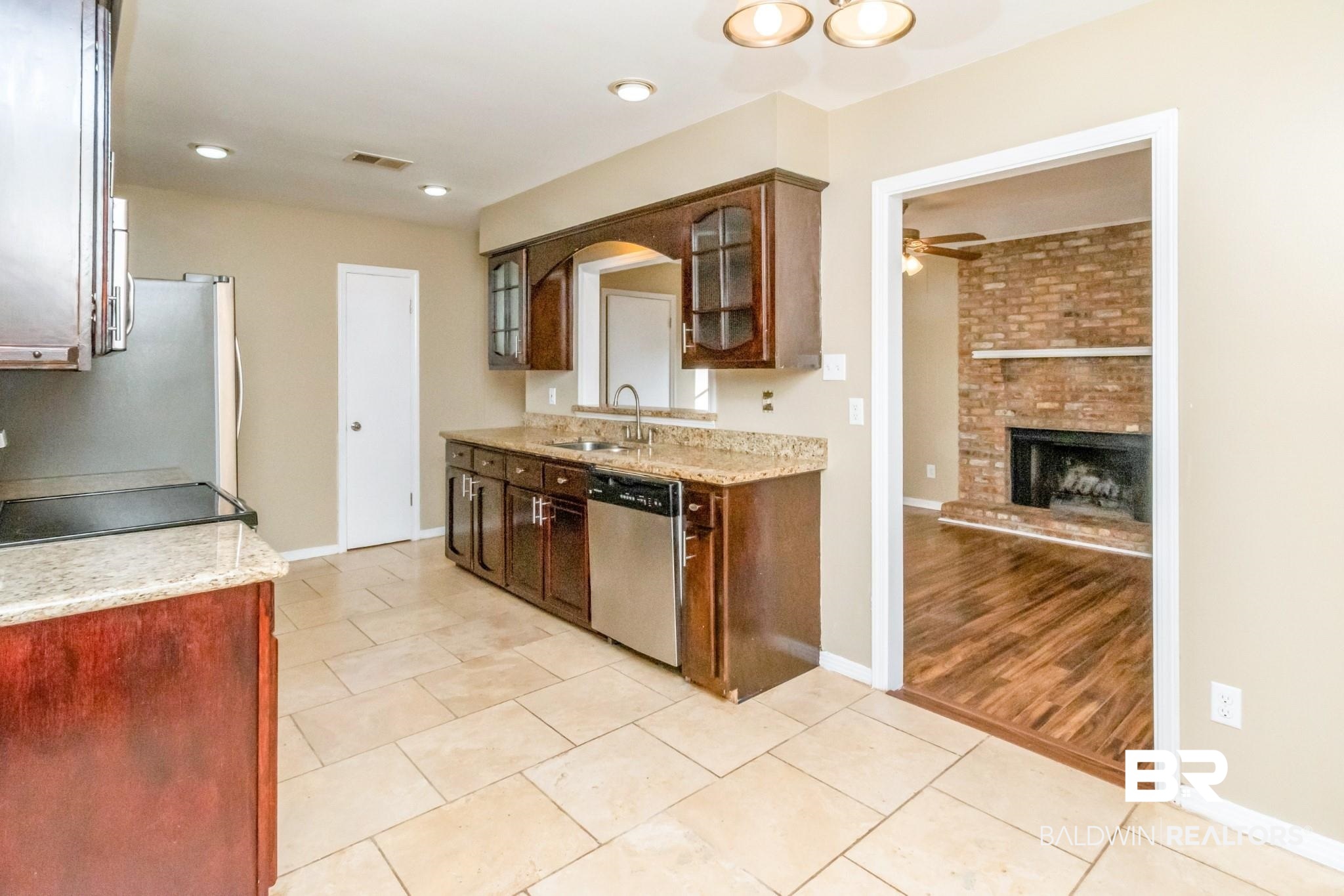 5120 Ridgedale Road Mobile, AL 36609 - Photo 10 of 35