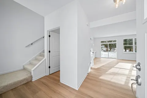 $342,900 | 1589 Meadowview Court, Whitewater, WI 53190