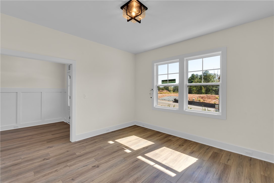 114 Shale Drive Central, SC 29630 - Photo 8 of 24 Front study