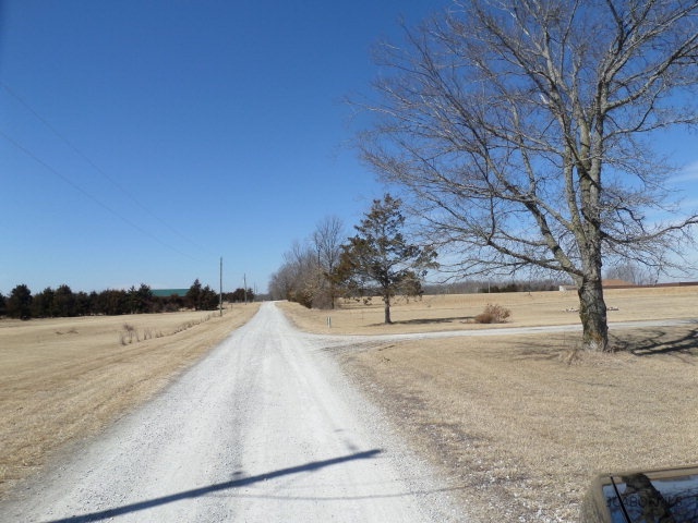 16 Poor Farm Road Fulton, MO 65251 - Photo 3 of 7