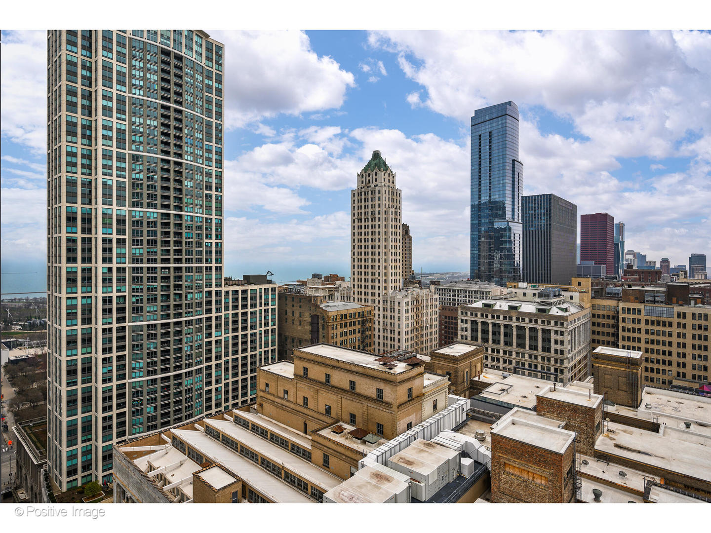 8 East Randolph Street, Unit 2808 Chicago, IL 60601 - Photo 16 of 22 a picture of city view