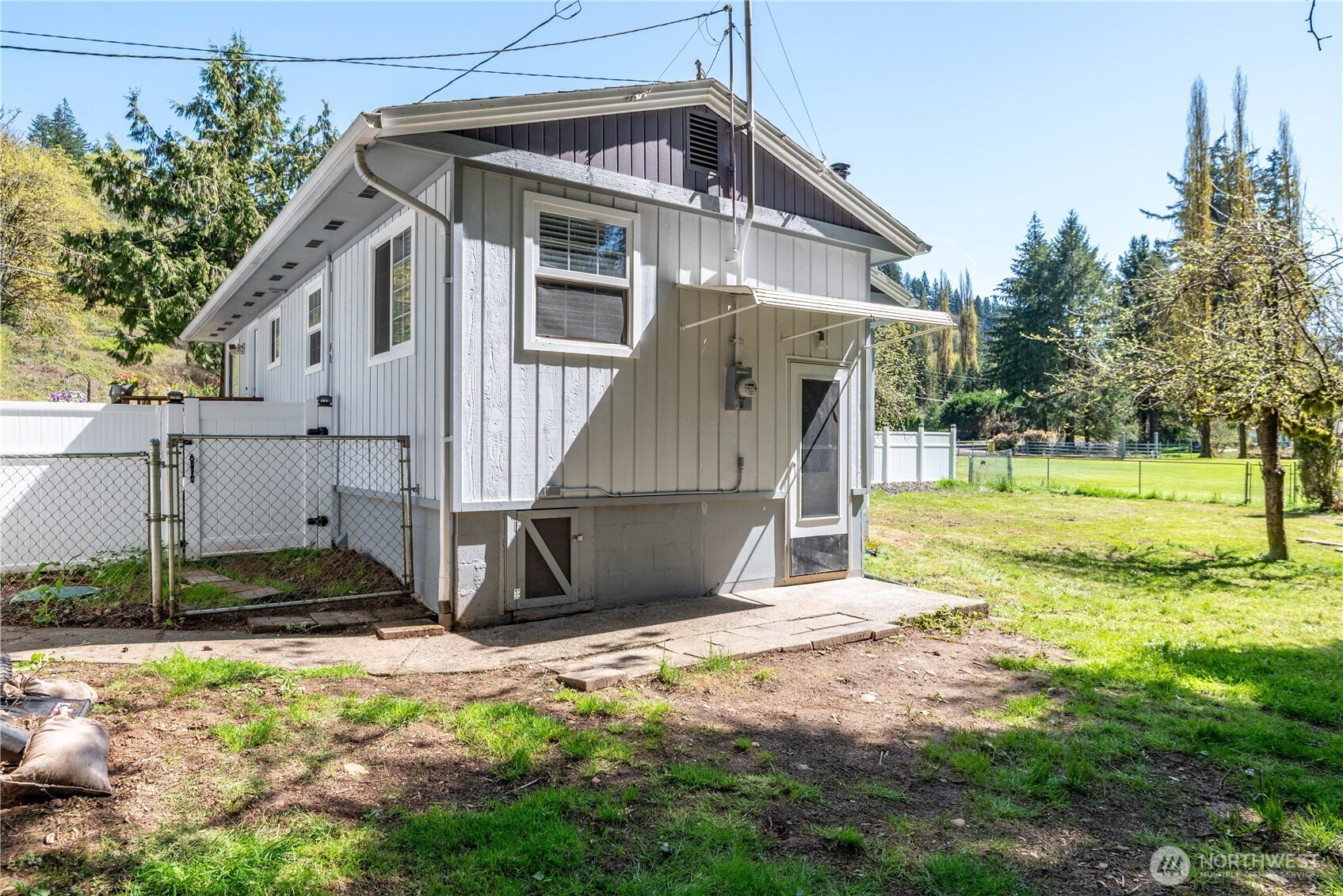 1337 Coal Creek Road Longview, WA 98632 - Photo 29 of 40