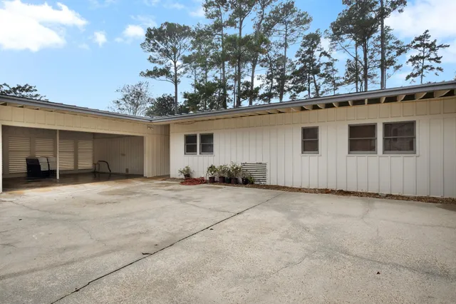 $450,000 | 867 Attapulgus Highway, Quincy, FL 32352