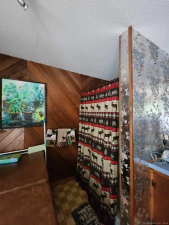 $1,700 | 192 Laurel Hill Drive, Woodstock, CT 06282