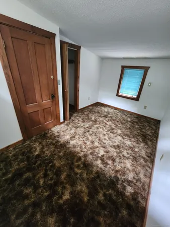 $1,700 | 192 Laurel Hill Drive, Woodstock, CT 06282