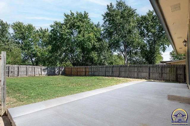 $270,000 | 4828 Southwest Cochise Avenue, Topeka, KS 66614