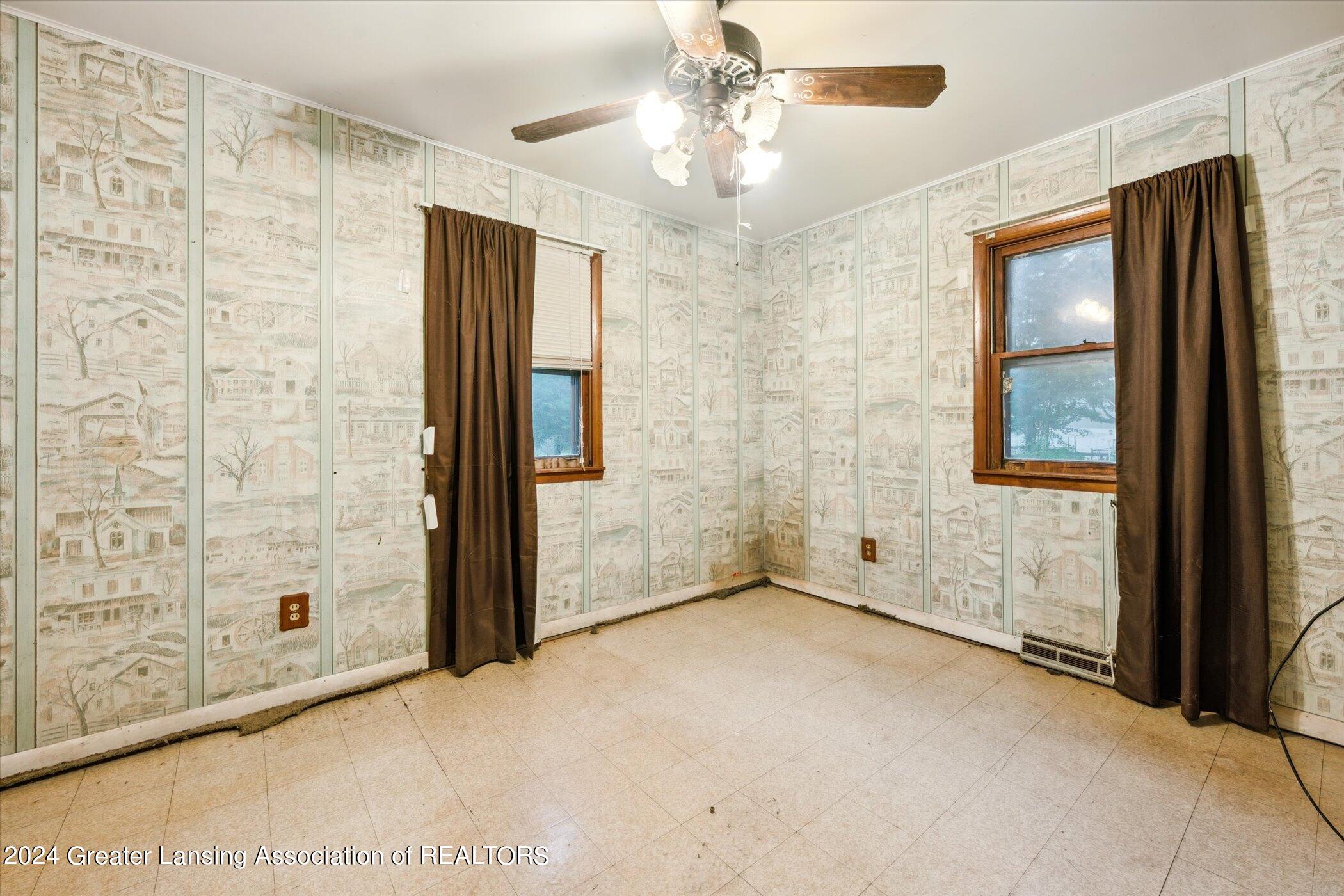 304 Olivet Road Bellevue, MI 49021 - Photo 10 of 23 10-304-Olivet-Rd-Bellevue-MI-49021-Windo