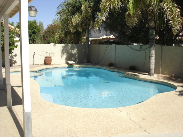414 East Silver Creek Road Gilbert, AZ 85296 - Photo 2 of 3 Pool
