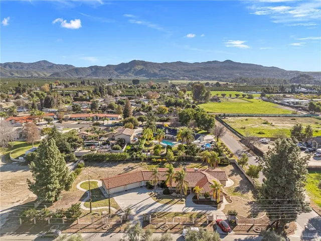 $674,990 | 43041 Mayberry Avenue, Hemet, CA 92544