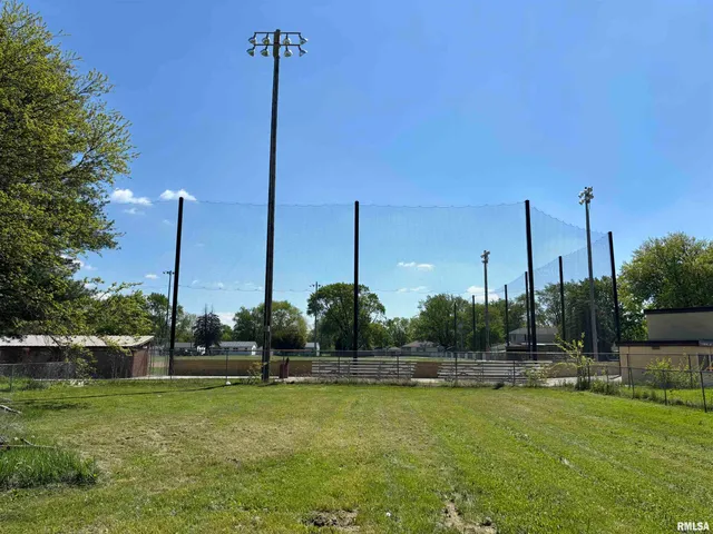 $9,900 | 1297 South Chambers Street, Galesburg, IL 61401