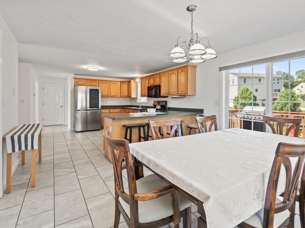 11 Abbey Road Webster, MA 01570 - Photo 8 of 41 Gallery Image 8