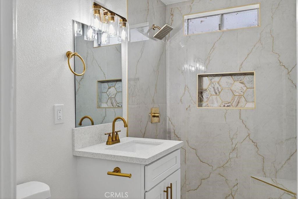 629 South Sage Avenue Rialto, CA 92376 - Photo 12 of 16