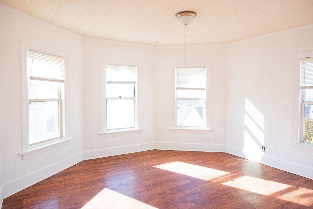 25 Columbia Street, Unit 3 Worcester, MA 01604 - Photo 1 of 7