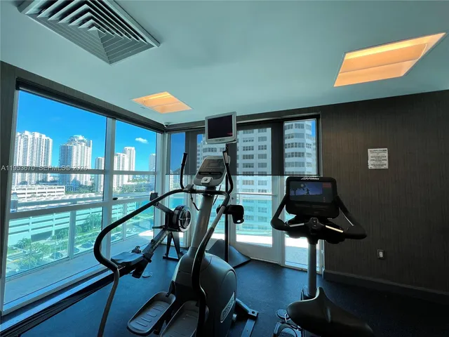 $5,500 | 951 Brickell Avenue, Unit 3304, Miami, FL 33131