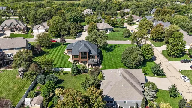 $650,000 | 3914 Southwest Barons Lane, Topeka, KS 66610