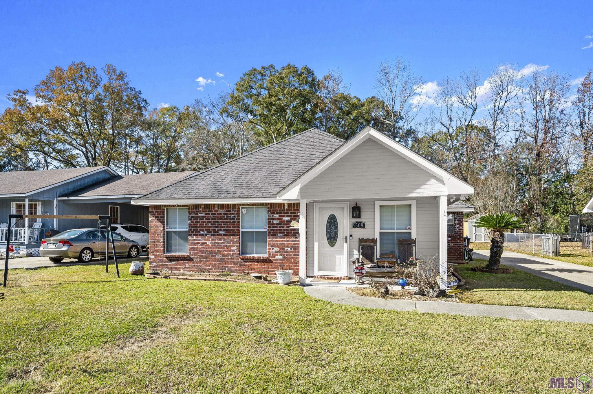 9509 Breeden Drive Baton Rouge, LA 70811 - Photo 2 of 8