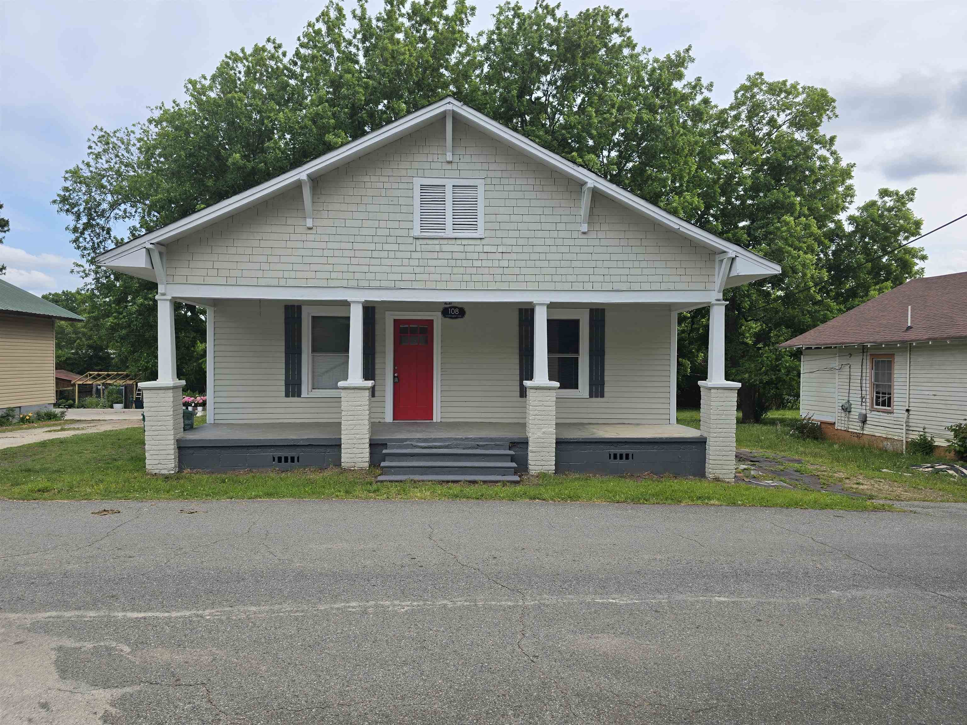 108 Washington Avenue Gaffney, SC 29340 - Photo 2 of 9