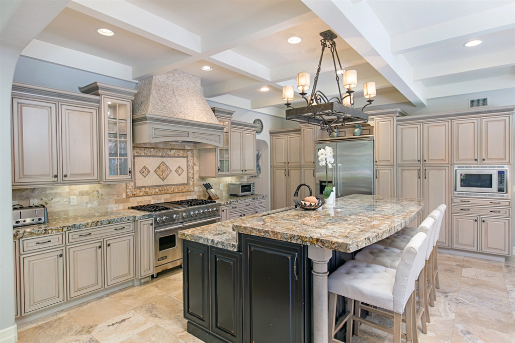 16578 Via Lago Azul Rancho Santa Fe, CA 92067 - Photo 5 of 14 Gallery Image 5