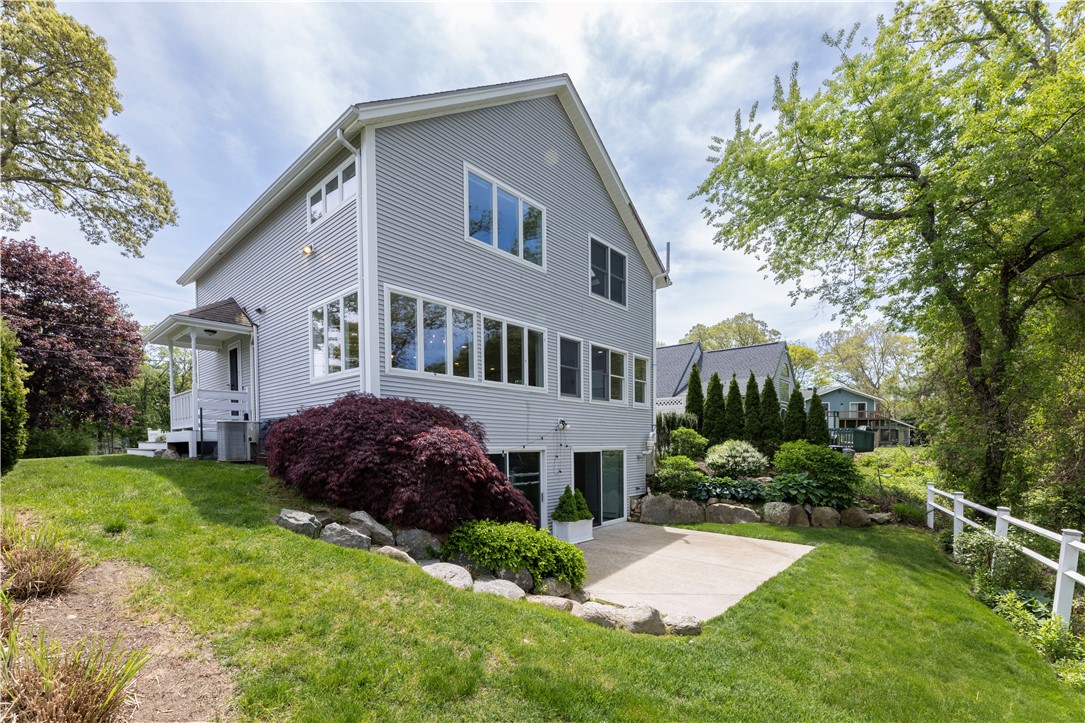 150 Cedar Island Road Narragansett, RI 02882 - Photo 3 of 50