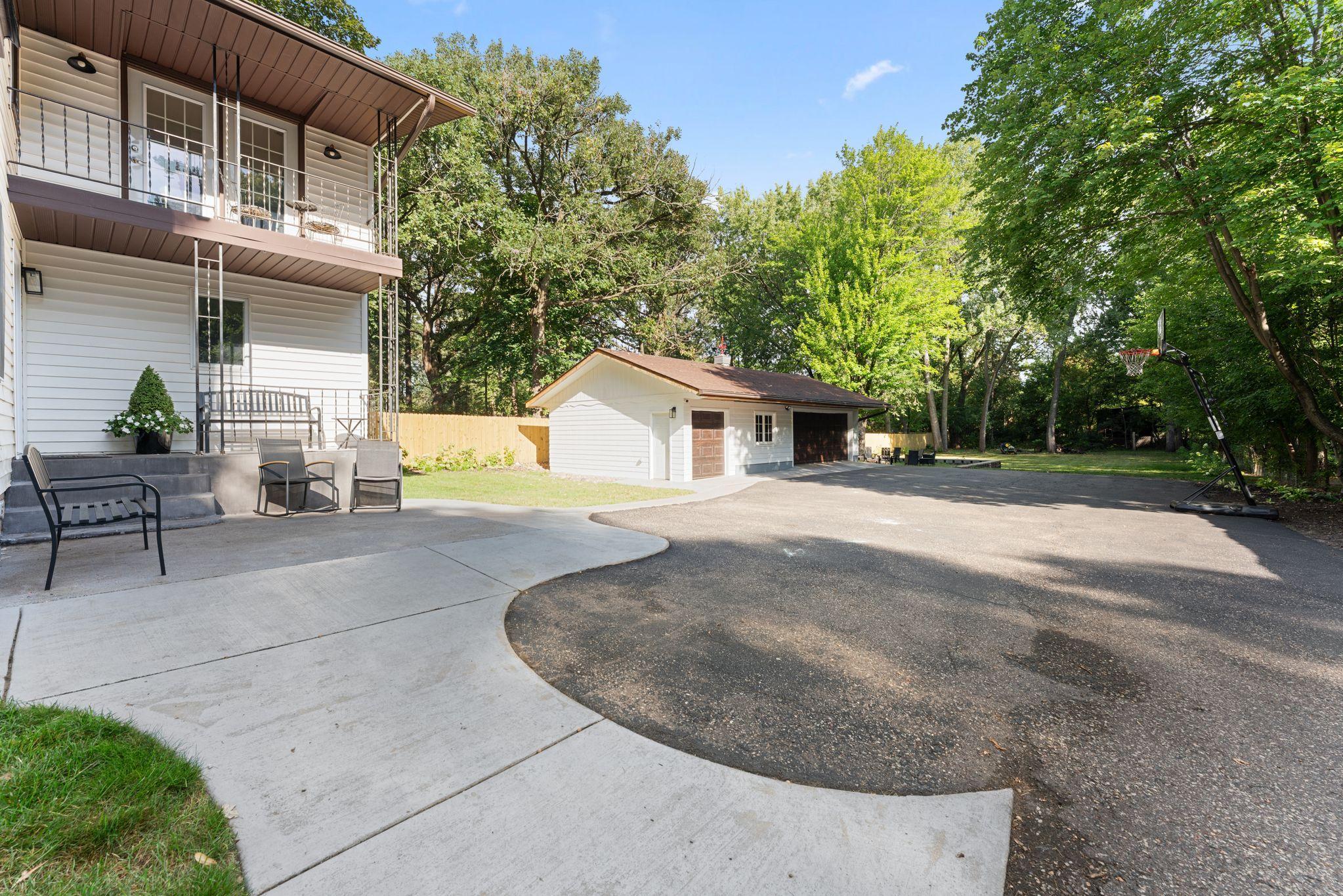 2757 Sherwood Road Mounds View, MN 55112 - Photo 35 of 44 Gallery Image 35