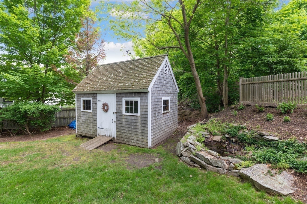 22 High Street Hingham, MA 02043 - Photo 26 of 34