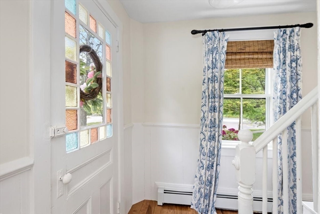 22 High Street Hingham, MA 02043 - Photo 3 of 34