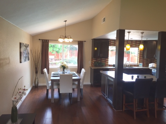 222 Cerro Street Encinitas, CA 92024 - Photo 7 of 25 Gallery Image 7