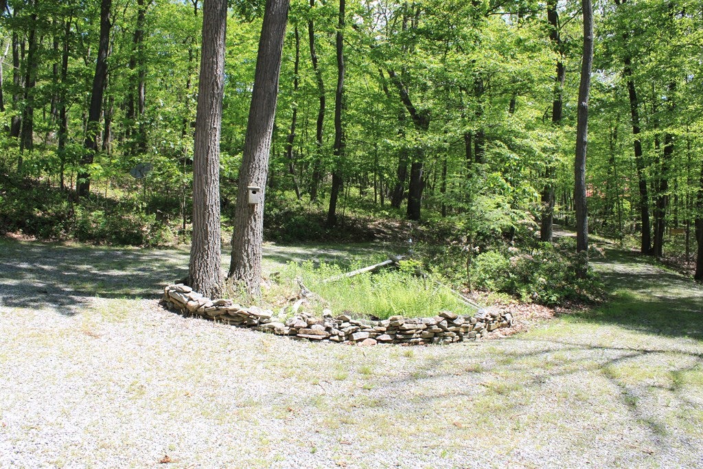 14636 Red Maple Circle Huntingdon, PA 16652 - Photo 5 of 25 Gallery Image 5