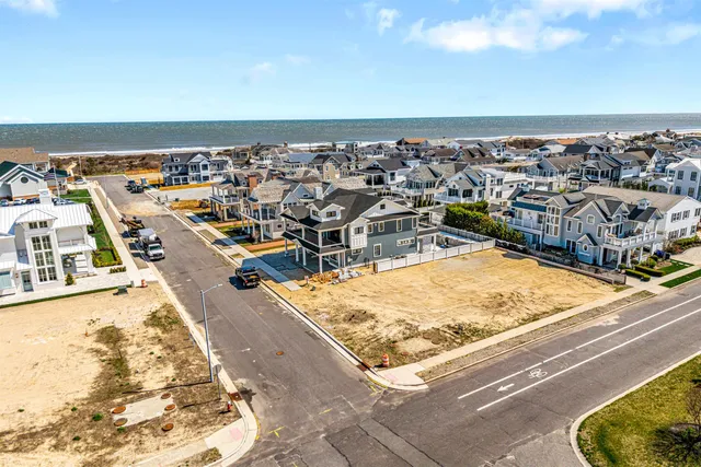 $4,280,000 | 11200 2nd, Stone Harbor, NJ 08247