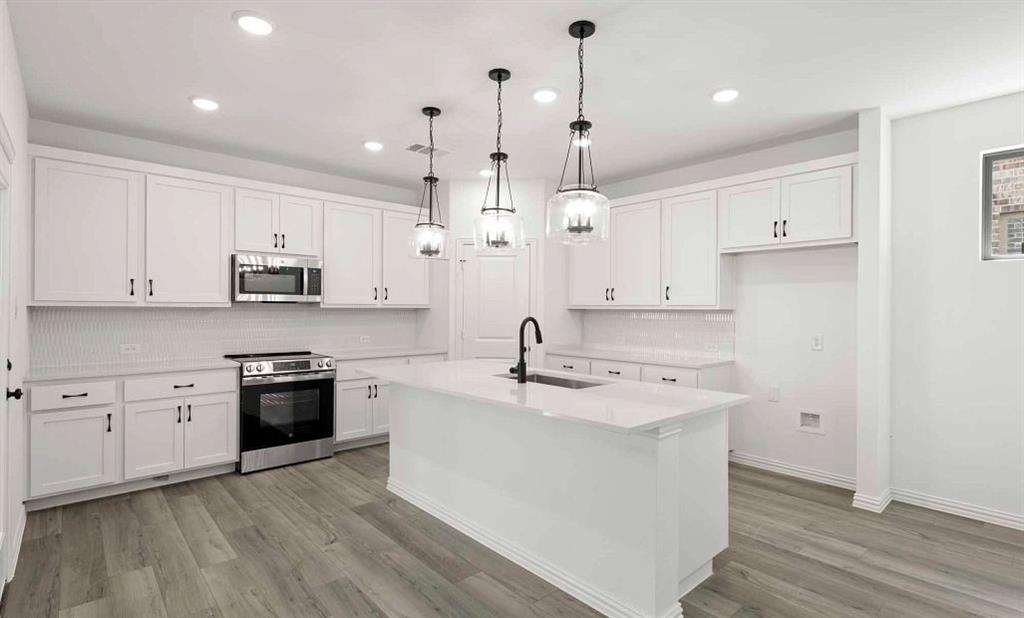 14201 Gallatin Street Pilot Point, TX 76258 - Photo 8 of 12 Kitchen Representative Photo