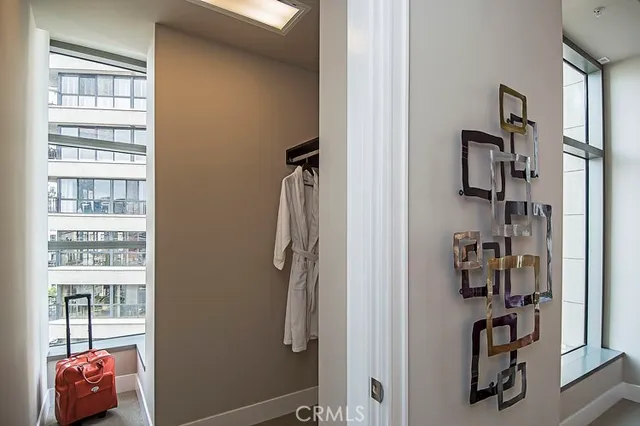 $17,000 | 10776 Wilshire Boulevard, Unit 801, Los Angeles, CA 90024