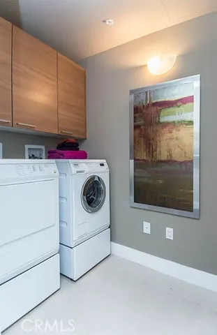 $17,000 | 10776 Wilshire Boulevard, Unit 801, Los Angeles, CA 90024