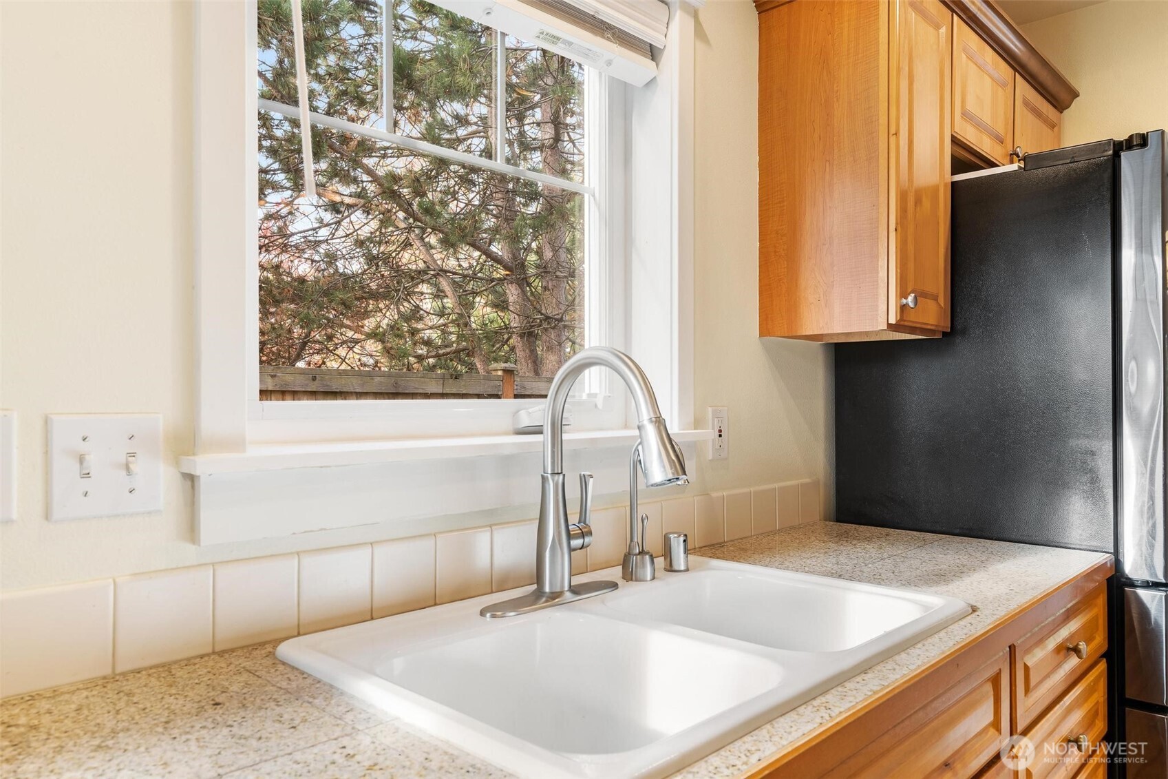 10700 Southeast 260th Street, Unit M101 Kent, WA 98030 - Photo 13 of 40