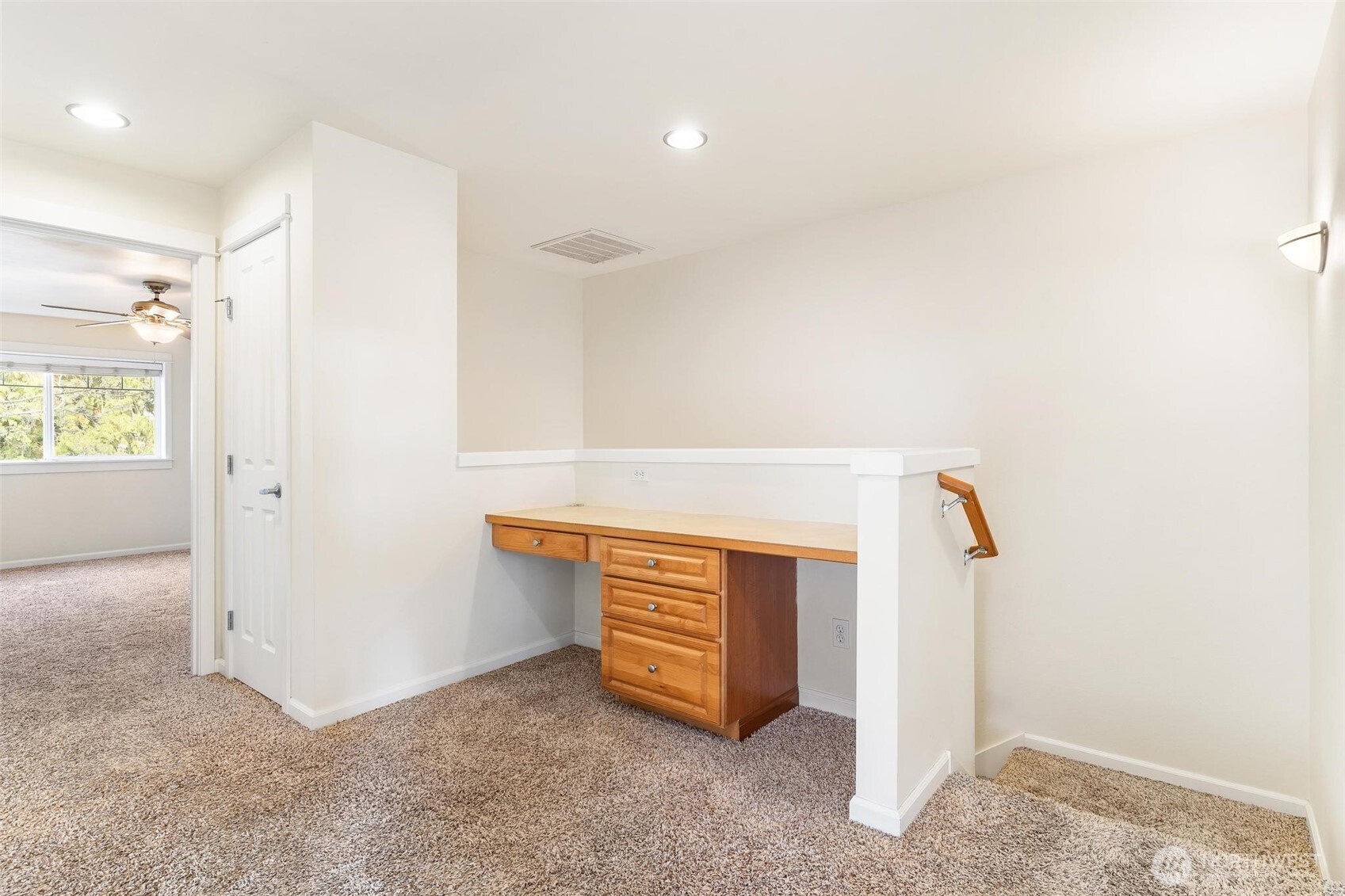 10700 Southeast 260th Street, Unit M101 Kent, WA 98030 - Photo 16 of 40