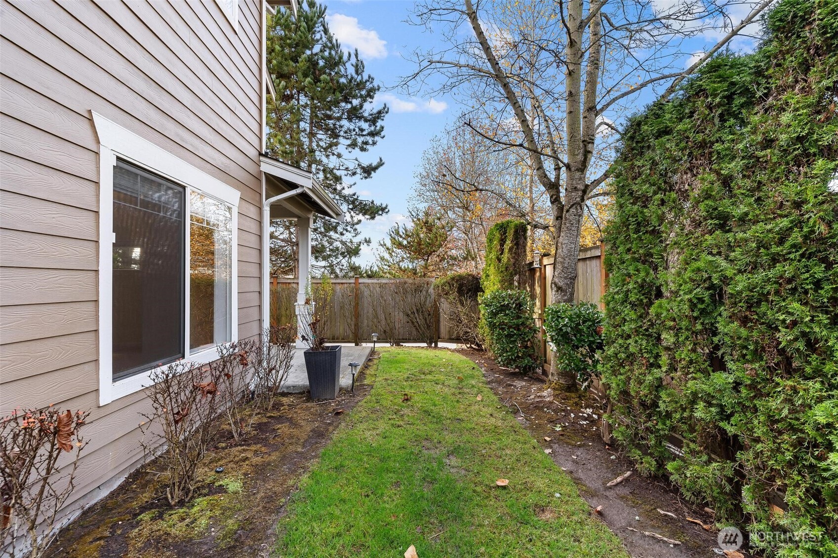 10700 Southeast 260th Street, Unit M101 Kent, WA 98030 - Photo 38 of 40