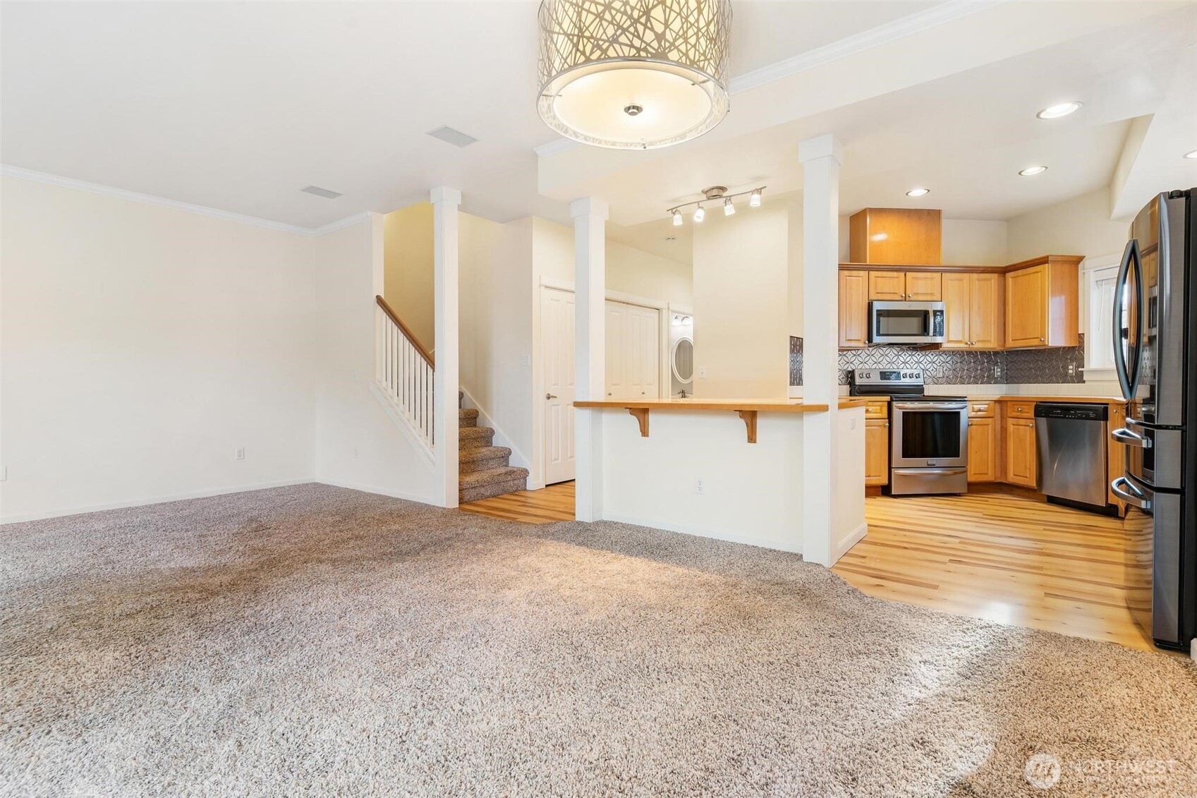 10700 Southeast 260th Street, Unit M101 Kent, WA 98030 - Photo 9 of 40