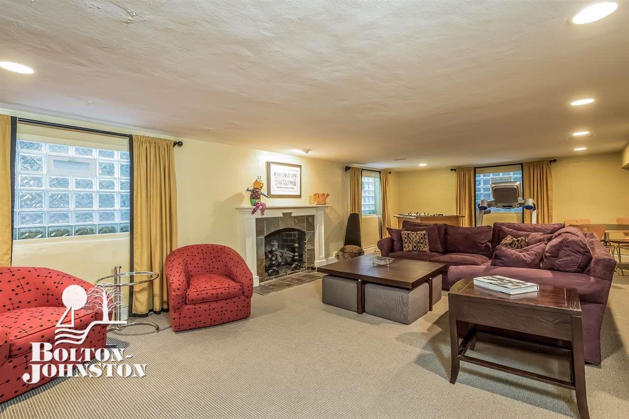 84 Vendome Road Grosse Pointe Farms, MI 48236 - Photo 22 of 41