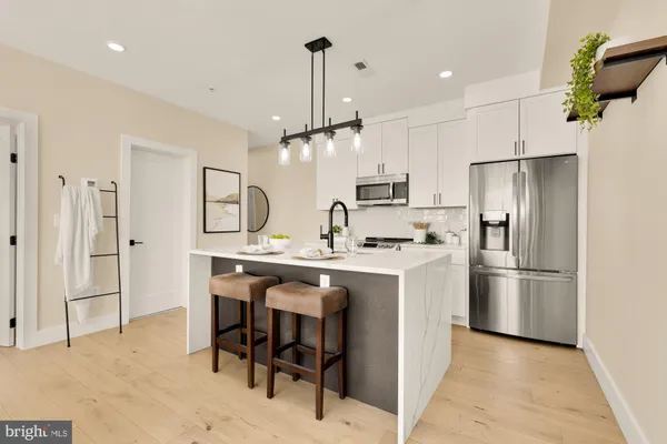 $2,995 | 927 Kennedy Street Northwest, Unit 401, Washington, DC 20011